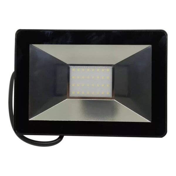 Refletor Led 100w Holofote Branco Frio Bivolt Prova D'água - Image 4